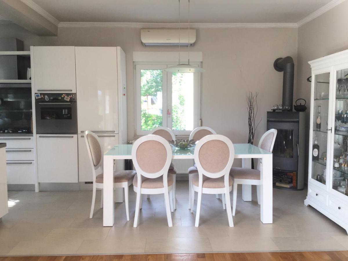 Holiday House Lilija ザダル エクステリア 写真